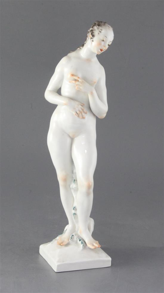 A Meissen porcelain figure of Venus, modelled by Paul Scheurich (1883-1945), first quarter 20th century, height 34.5cm